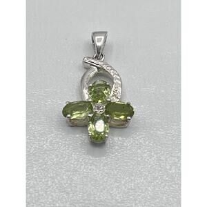 Sterling Silver 925 Four Petals Flower Pendant No Necklace Apple Green Accent